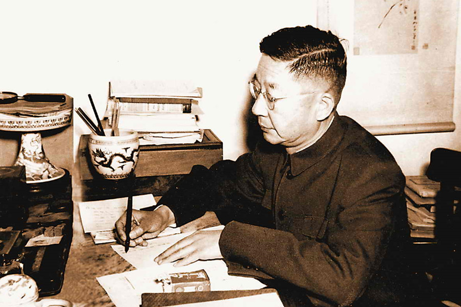 老舍:谈读书 - 第1张 - 现代大学网 老舍:谈读书 - 第1张