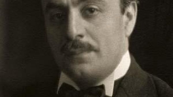 纪伯伦:不同的追求