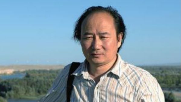 刘亮程:炊烟是村庄的根