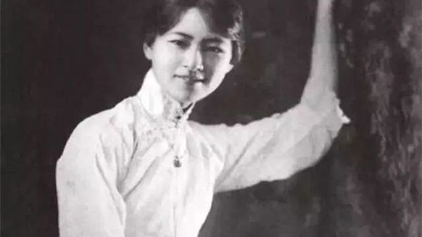 林徽因:你是人间的四月天