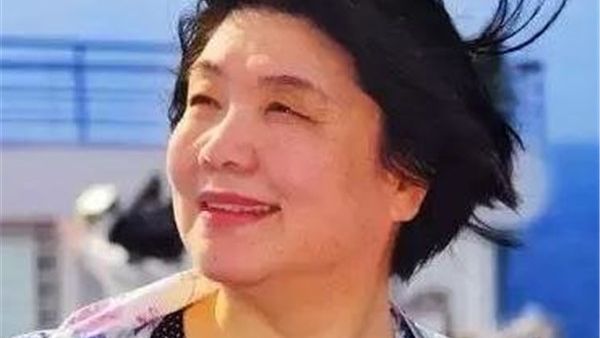毕淑敏:我羡慕你
