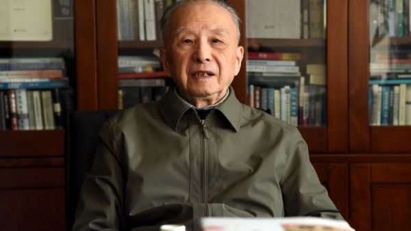 章开沅：培养学生要堂堂正正